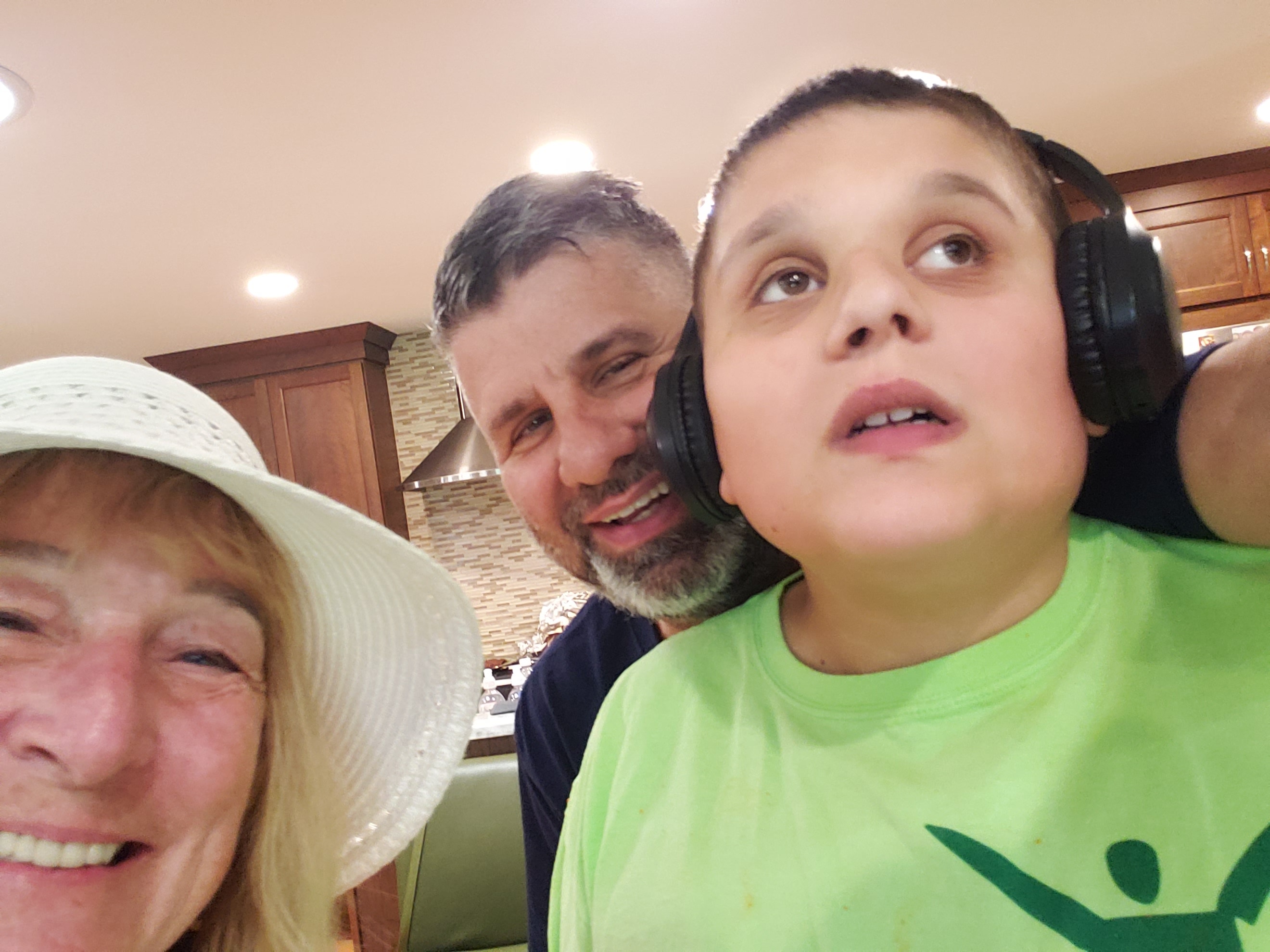 Selfies with Sally at the 2025 FXAM Family Picnic — photo 13